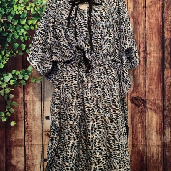 Swimsuit Cover-Up - Picture 4 of 6